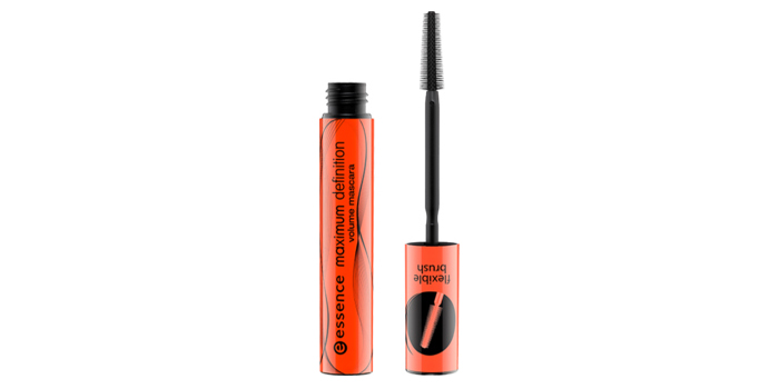ریمل اسنس مدل Maximum definition Volume